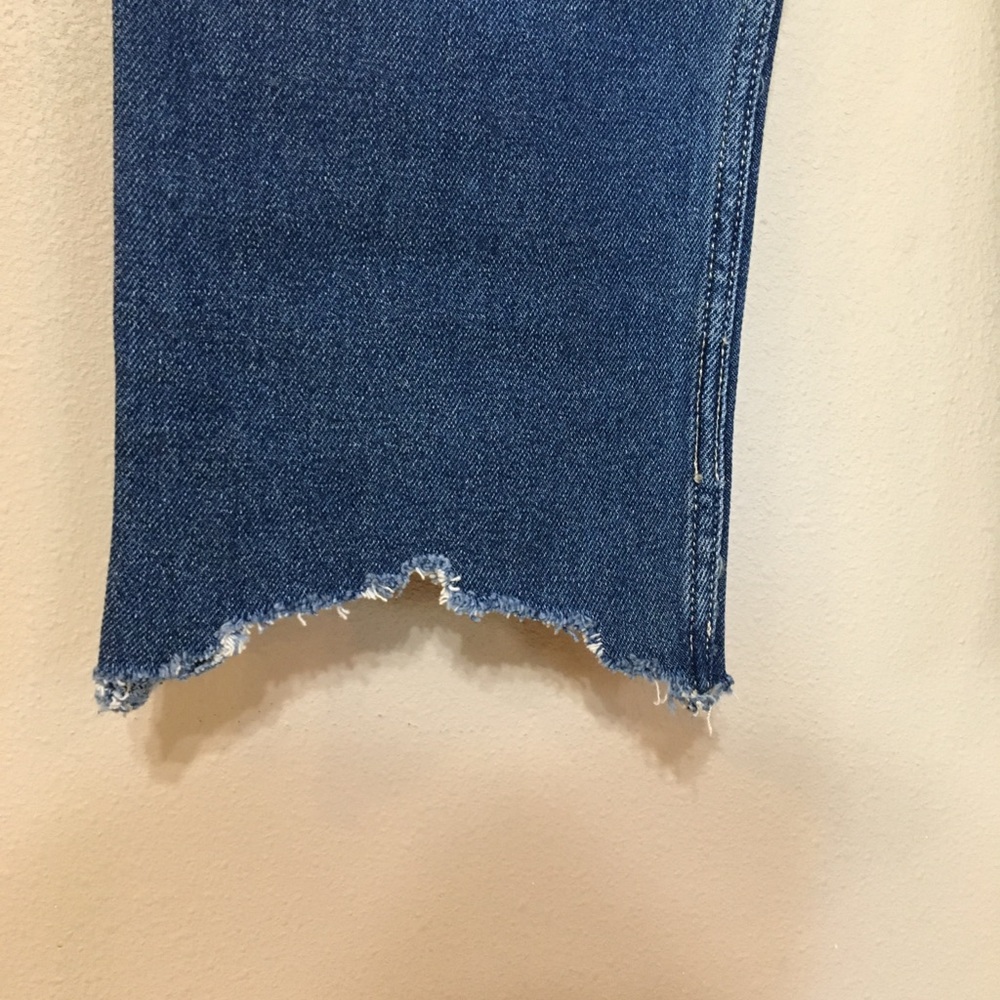 NWT Hi-Waisted Mom Jeans - Picture 8 of 10